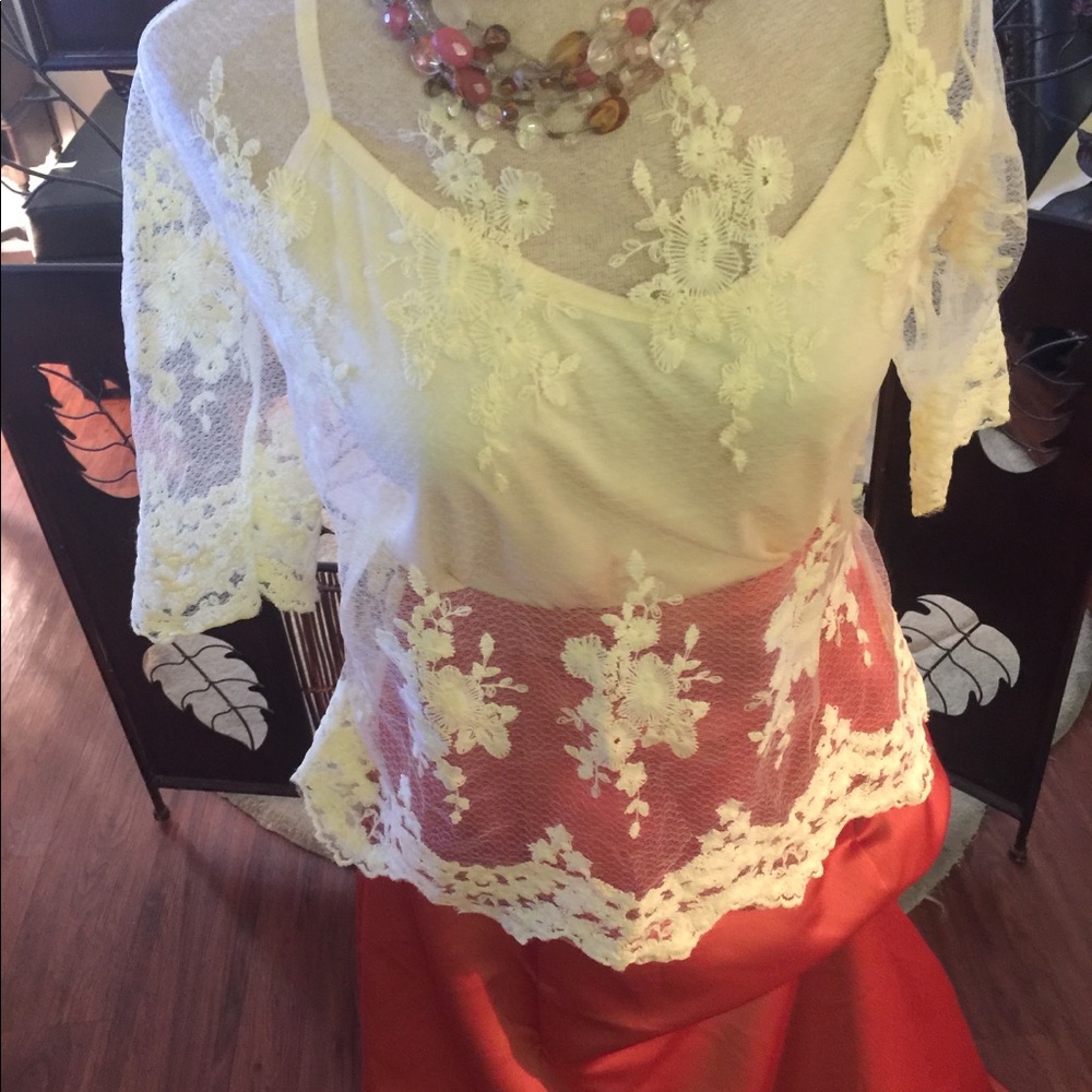 African attire - Picture 6 of 6